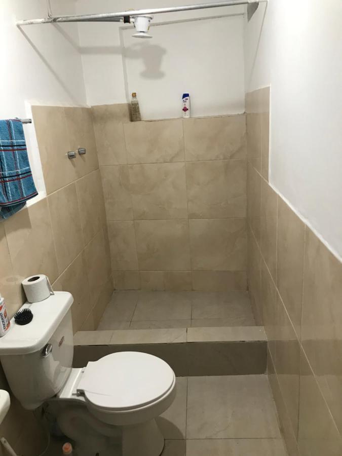Albergue Camry Backpackers佳美背包客旅馆 Cuenca Esterno foto