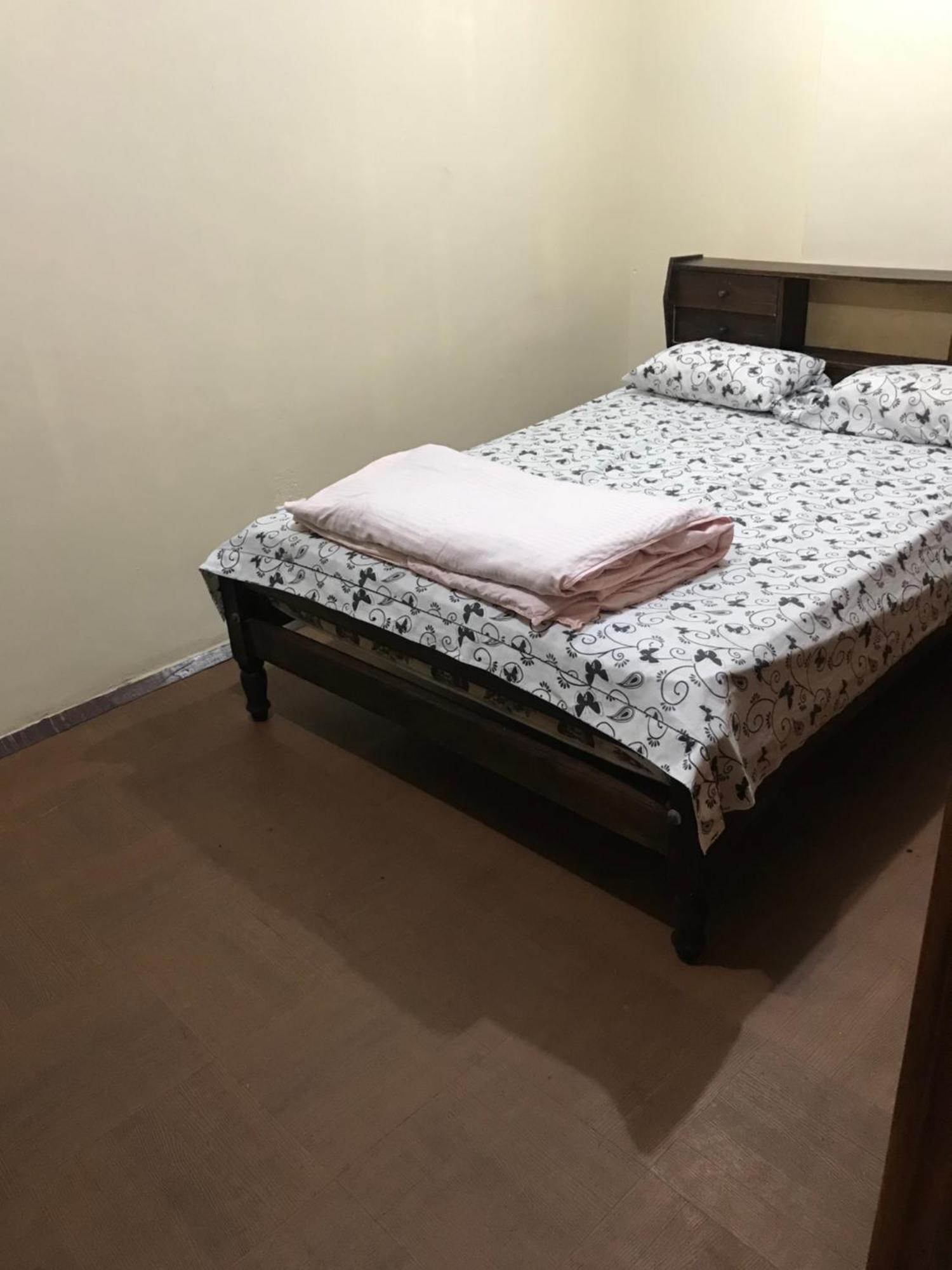 Albergue Camry Backpackers佳美背包客旅馆 Cuenca Esterno foto