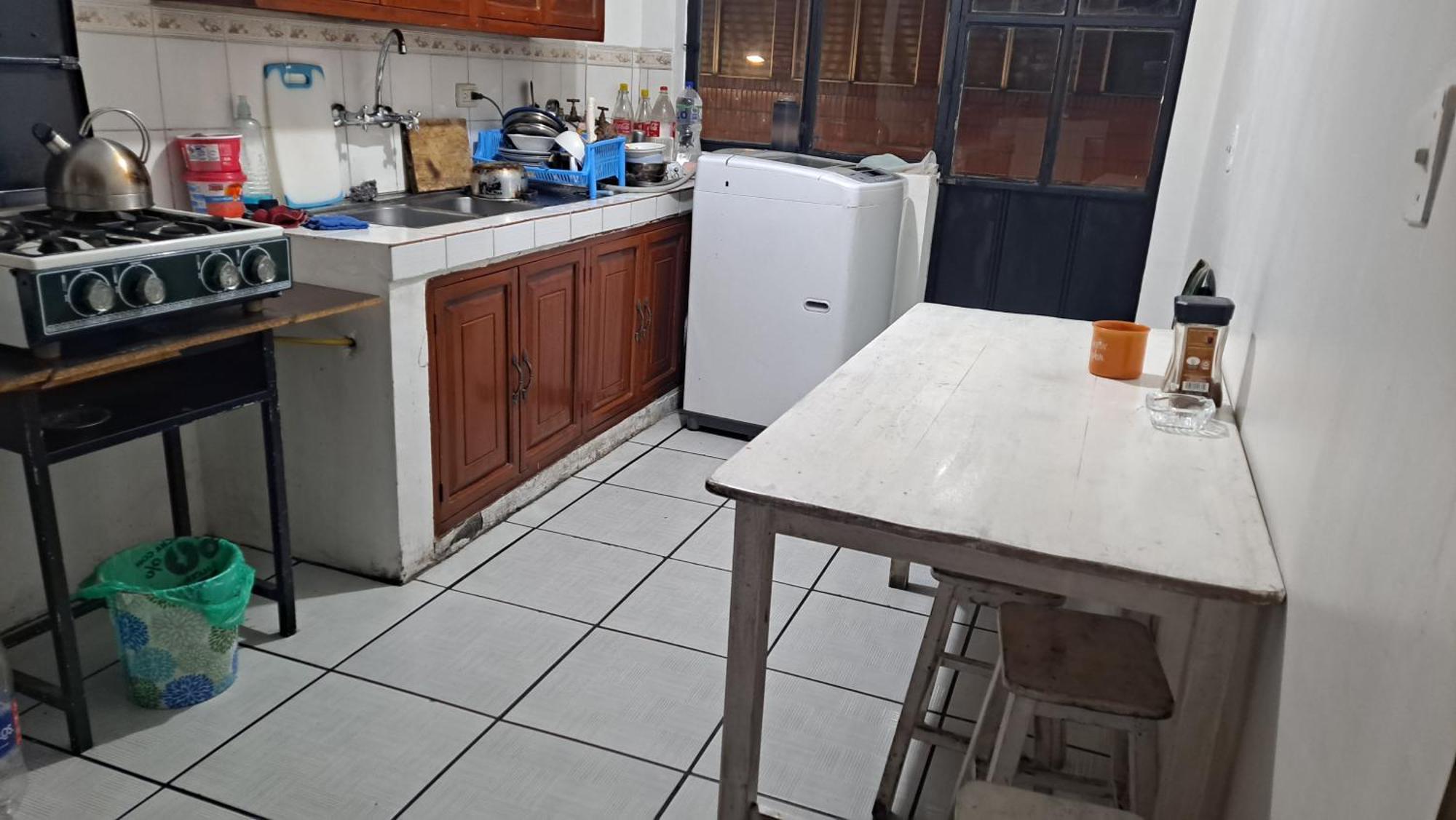 Albergue Camry Backpackers佳美背包客旅馆 Cuenca Esterno foto