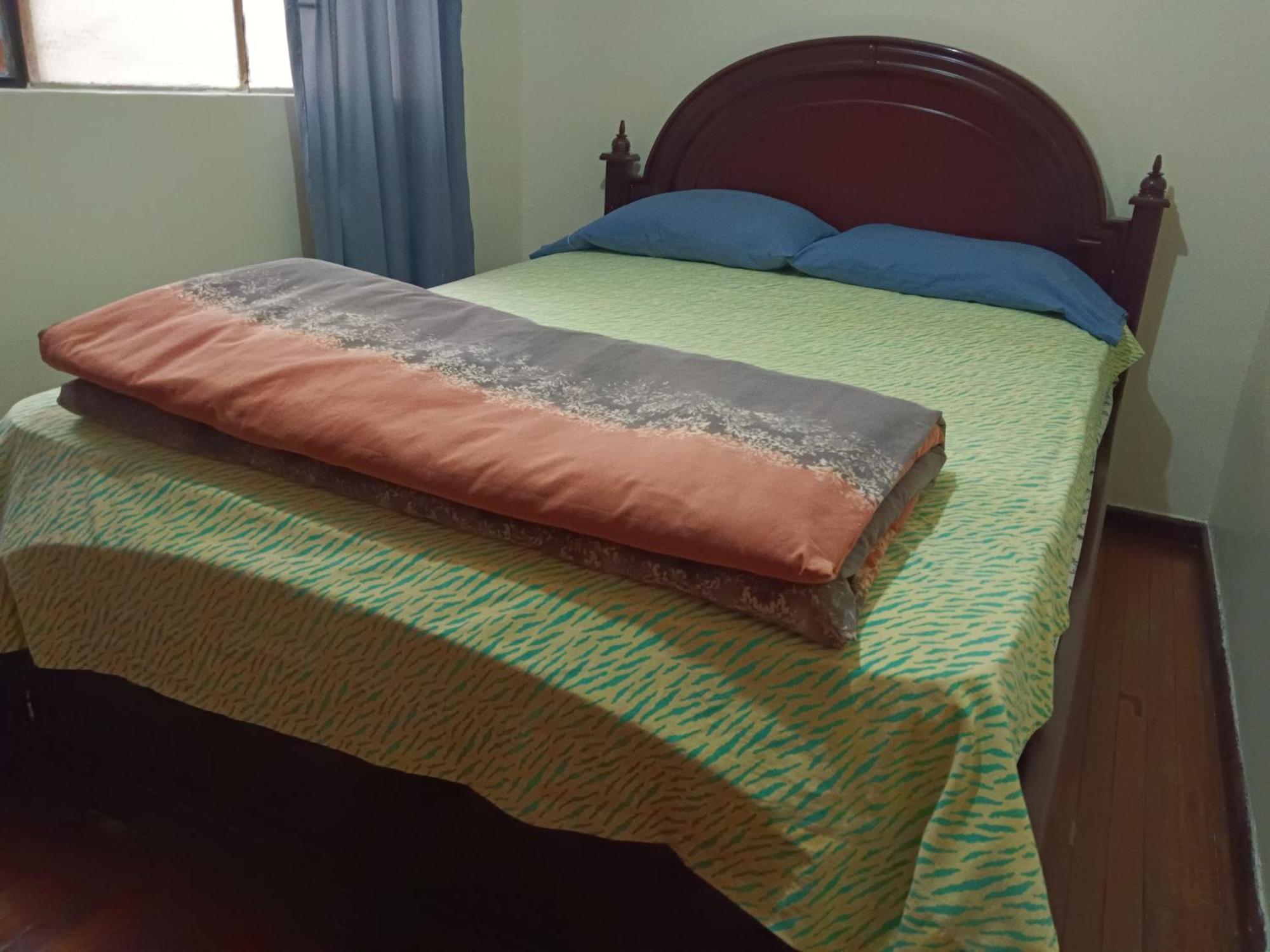 Albergue Camry Backpackers佳美背包客旅馆 Cuenca Esterno foto