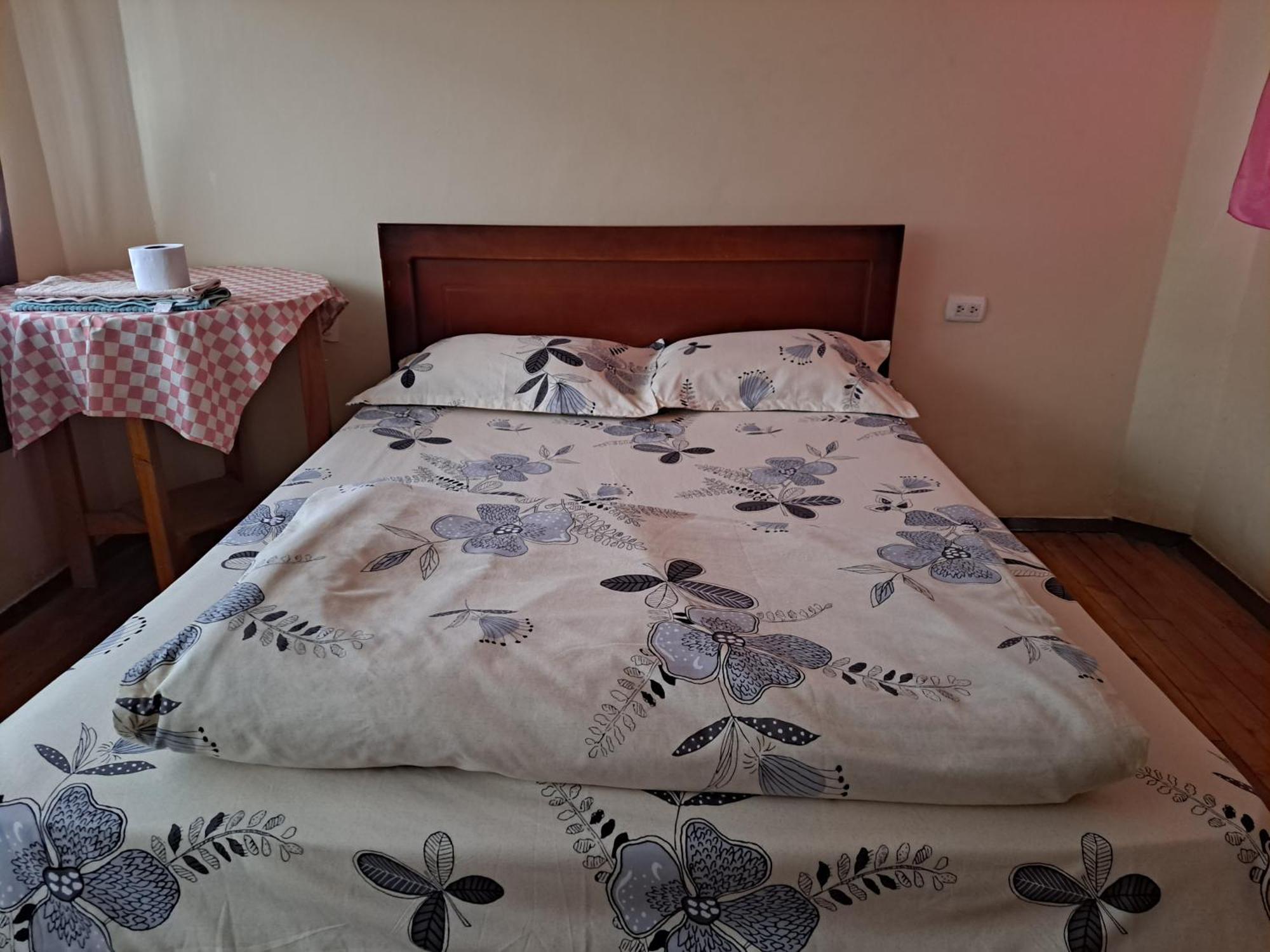 Albergue Camry Backpackers佳美背包客旅馆 Cuenca Esterno foto