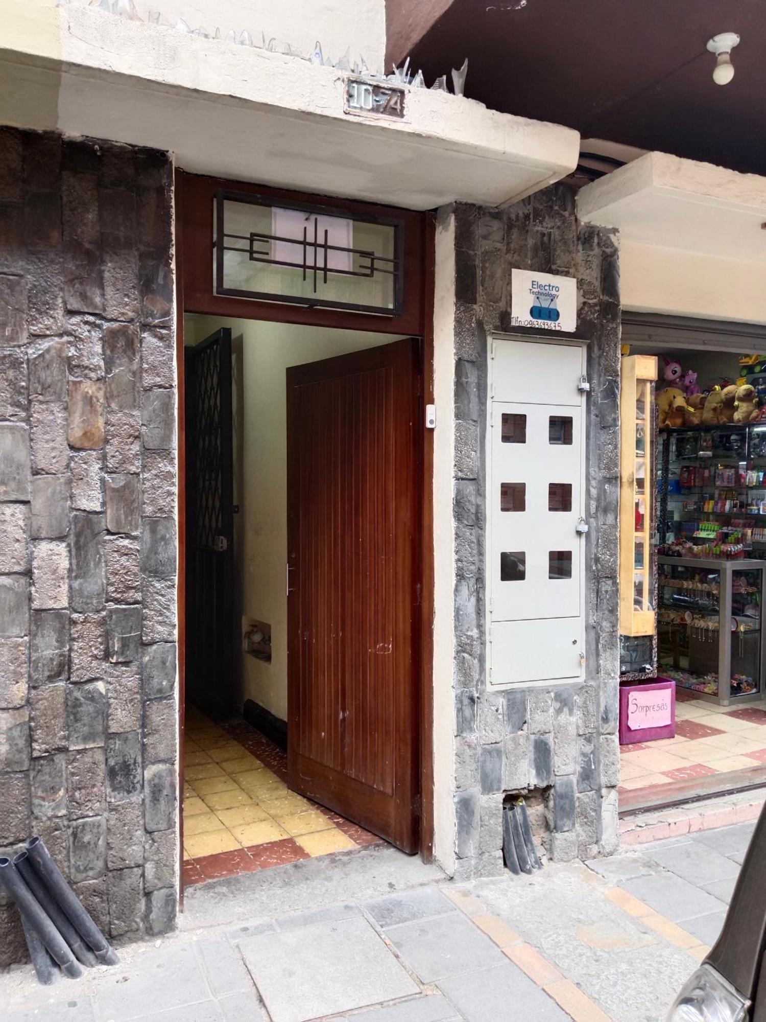 Albergue Camry Backpackers佳美背包客旅馆 Cuenca Esterno foto
